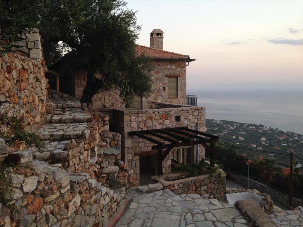 Diotima Homes Kalamata Rum bild